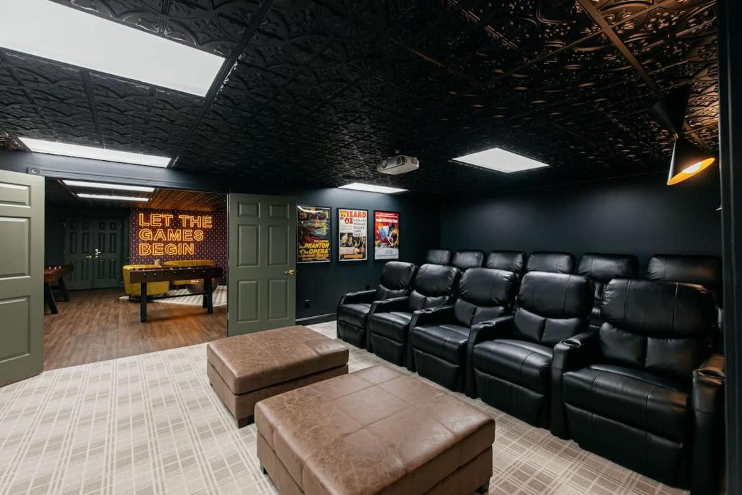 Photo of Livingroom in Skyland