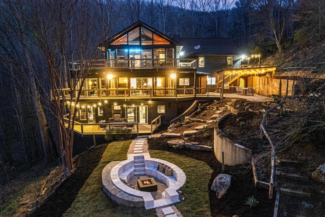 Photo of Buildings in Asheville