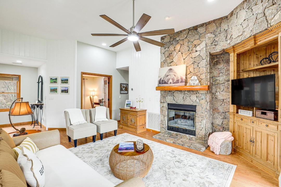 Photo of Livingroom in Mountain Air