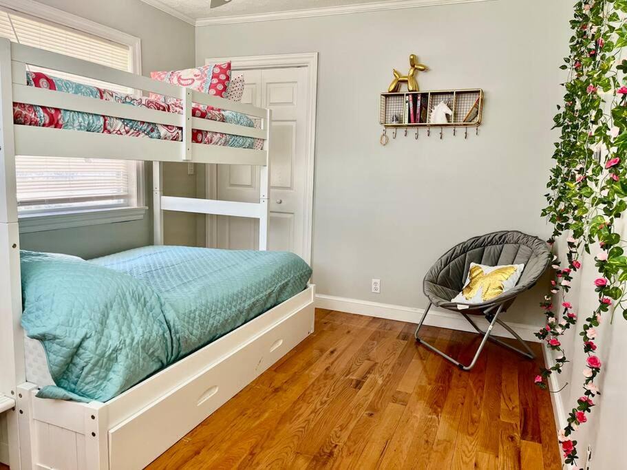 Photo of Bedroom in Mill Spring
