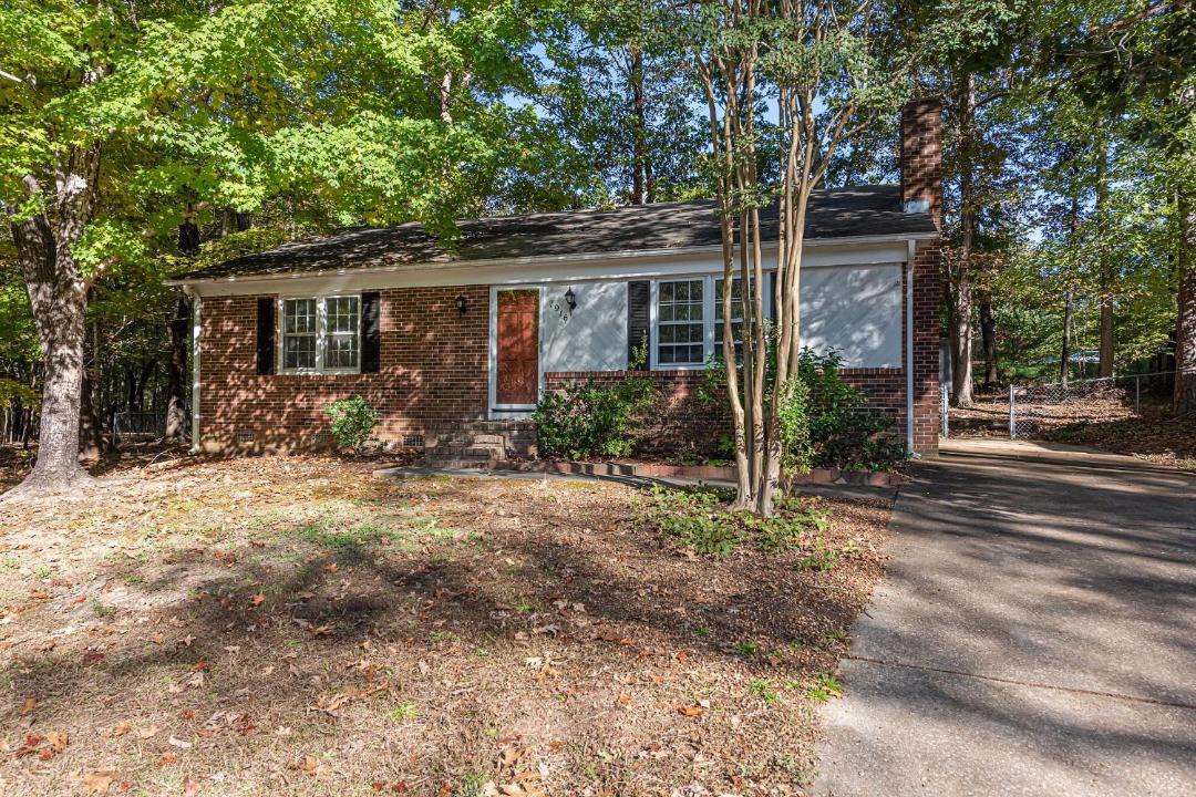 Photo of Buildings in North Raleigh