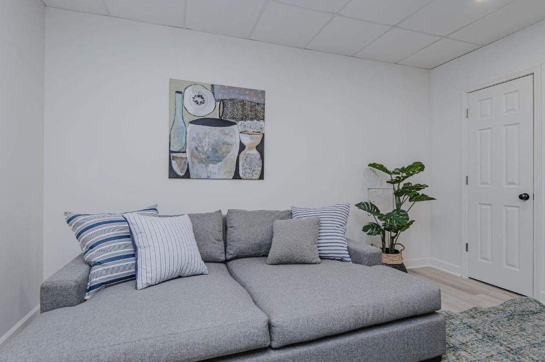 Photo of Livingroom in Old Irving Park