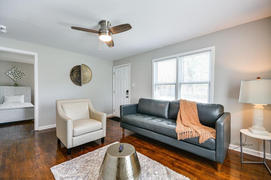 Photo of Livingroom in Jamestown