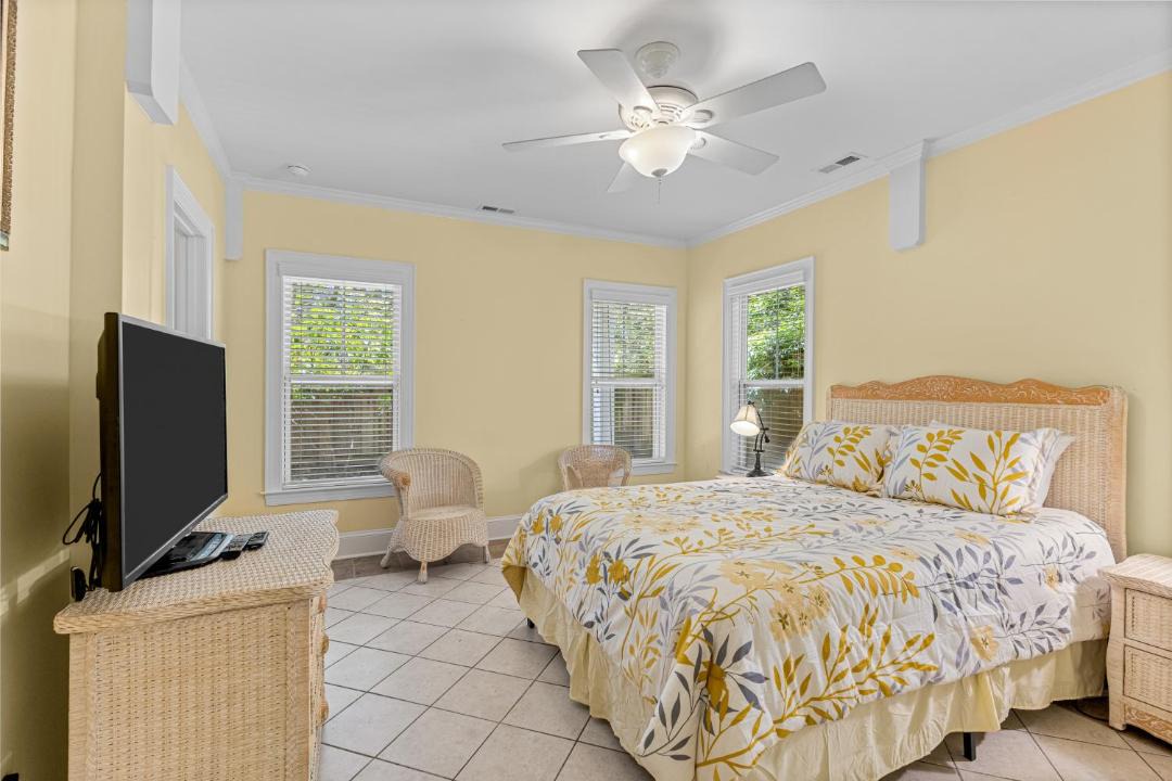 Photo of Bedroom in Pine Knoll Shores