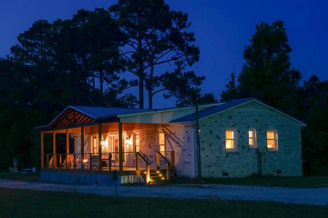 Photo of Buildings in Sneads Ferry