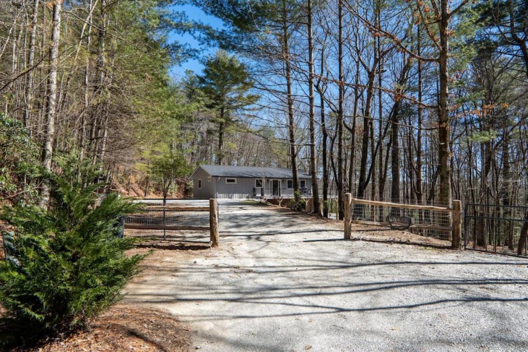 Photo of Others in Lake Toxaway