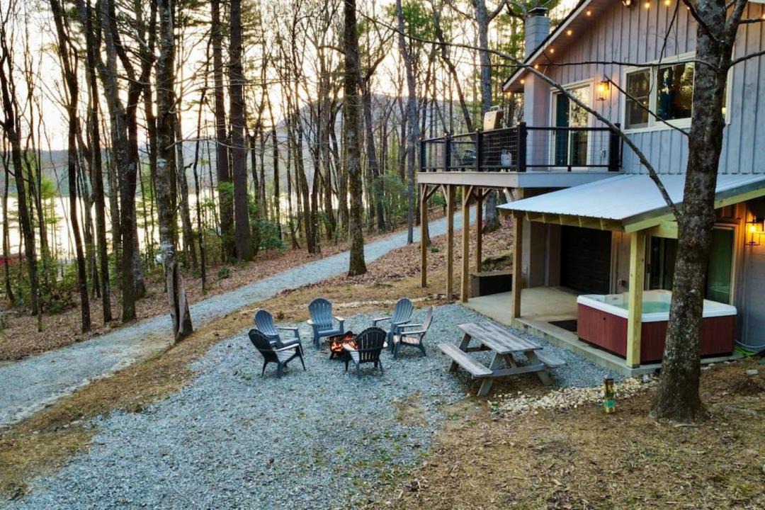 Photo of Others in Lake Toxaway