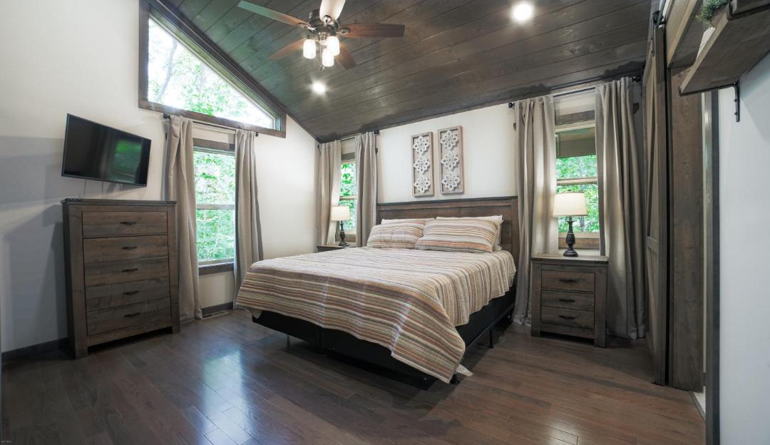 Photo of Bedroom in Murphy