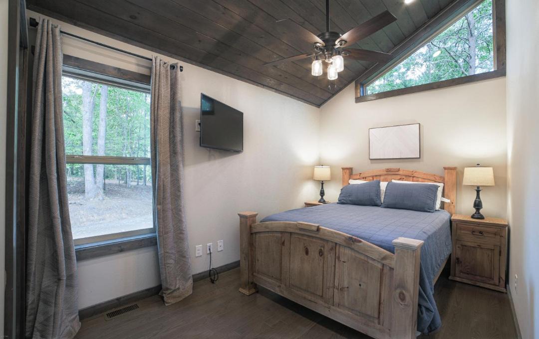 Photo of Bedroom in Murphy
