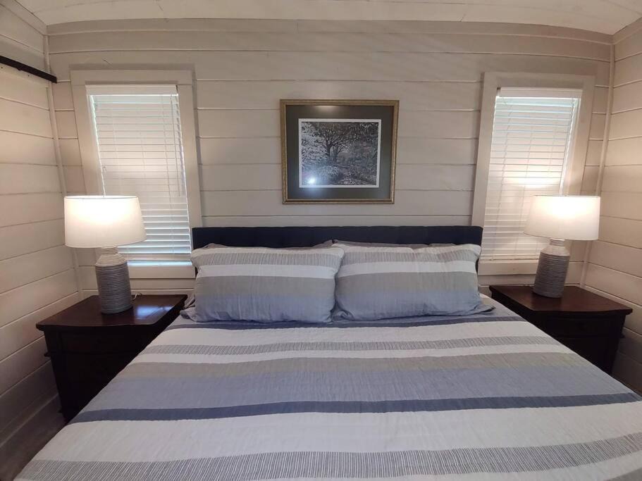 Photo of Bedroom in Bryson City
