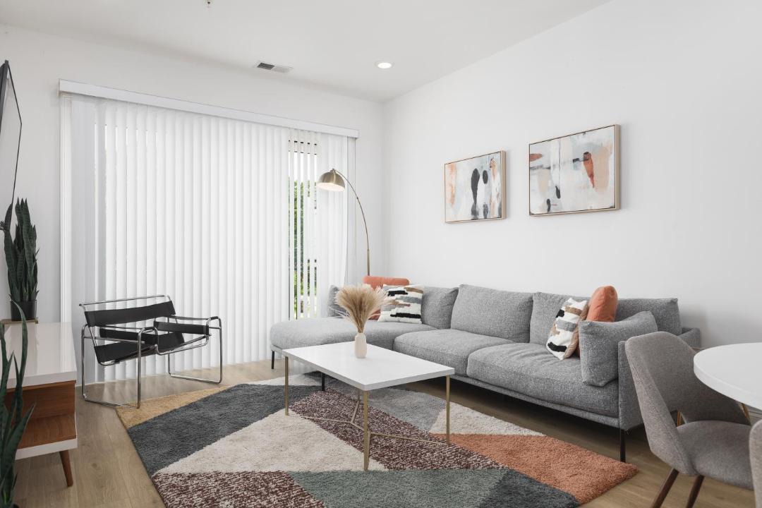 Photo of Livingroom in Cleveland Park