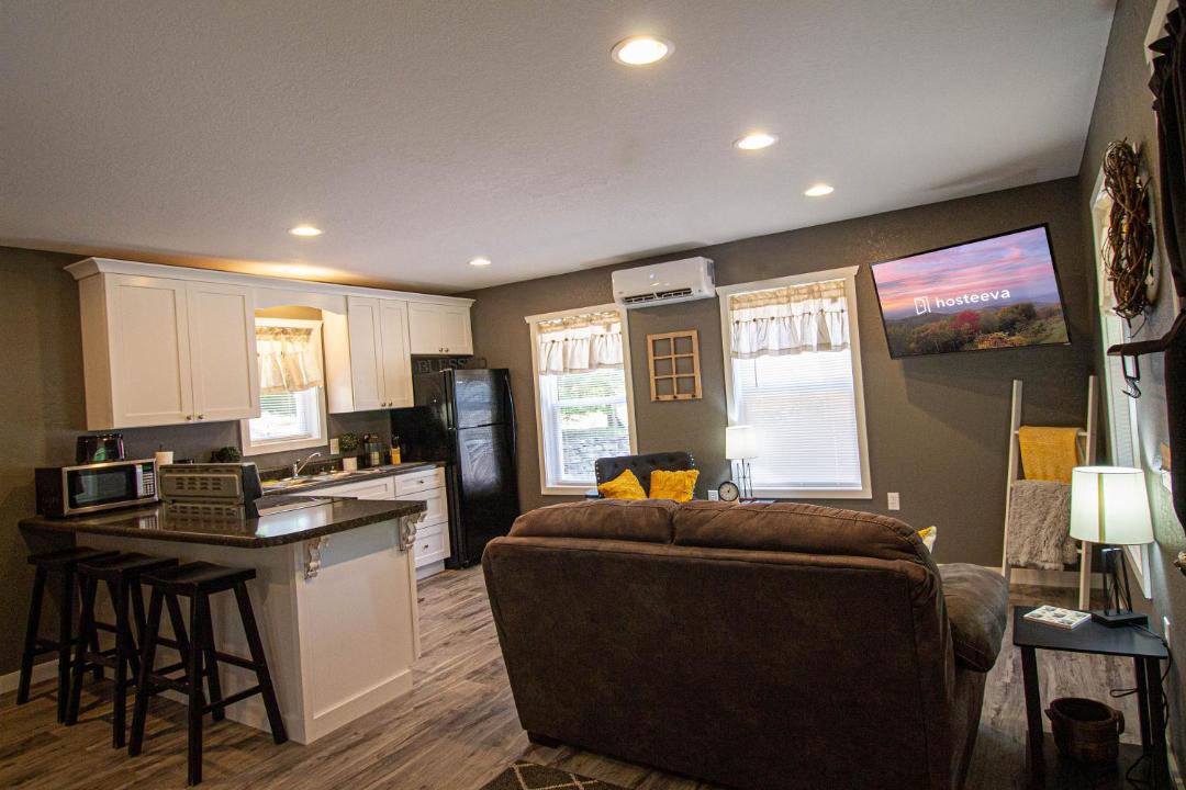Photo of Livingroom in Robbinsville