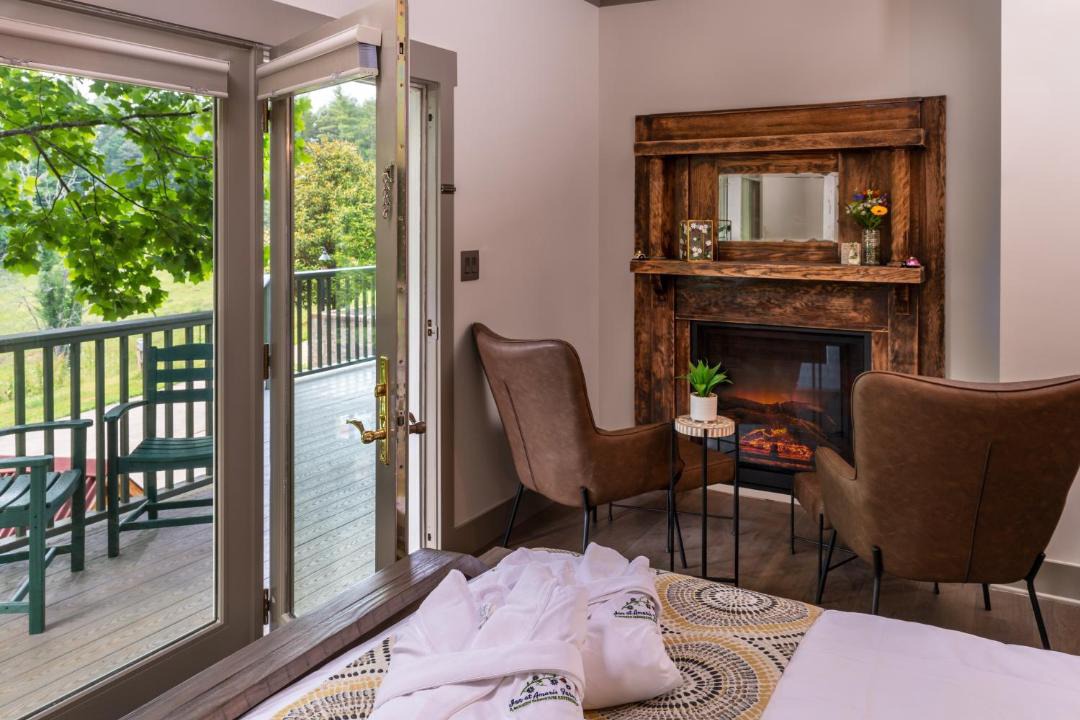 Photo of Patio Balcony in Weaverville