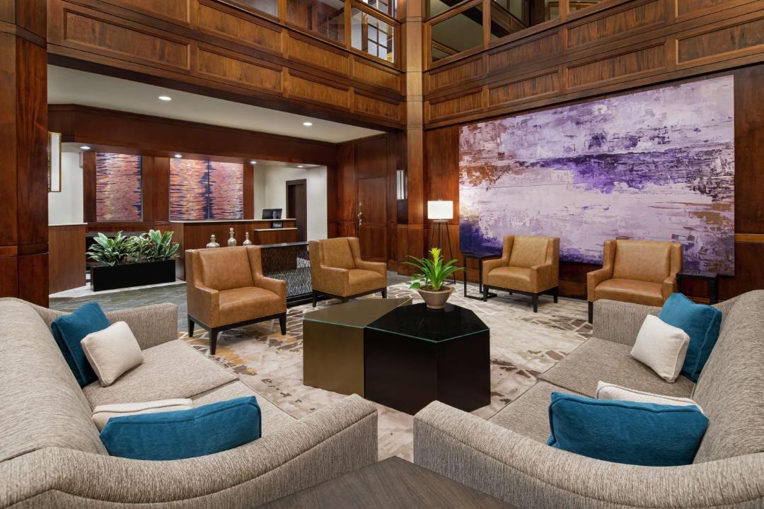 Photo of Livingroom in Barclay Downs