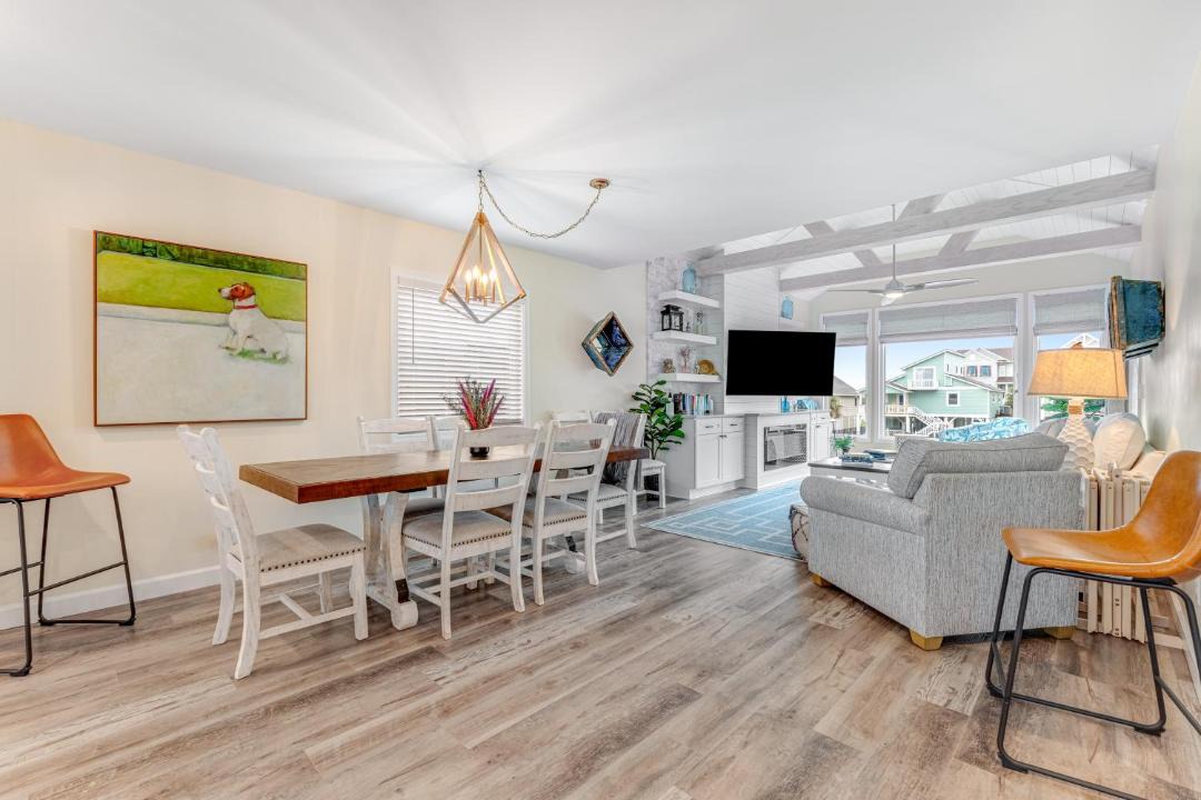 Photo of Livingroom in Ocean Isle Beach