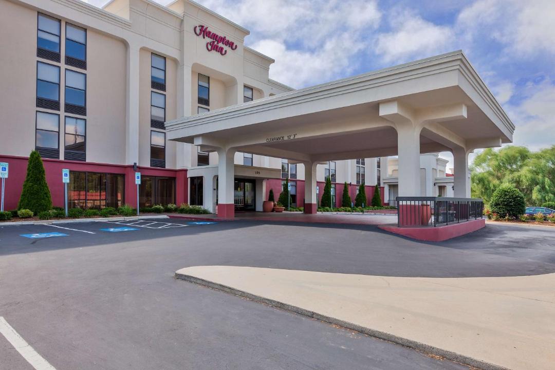 Photo of Buildings in Hendersonville