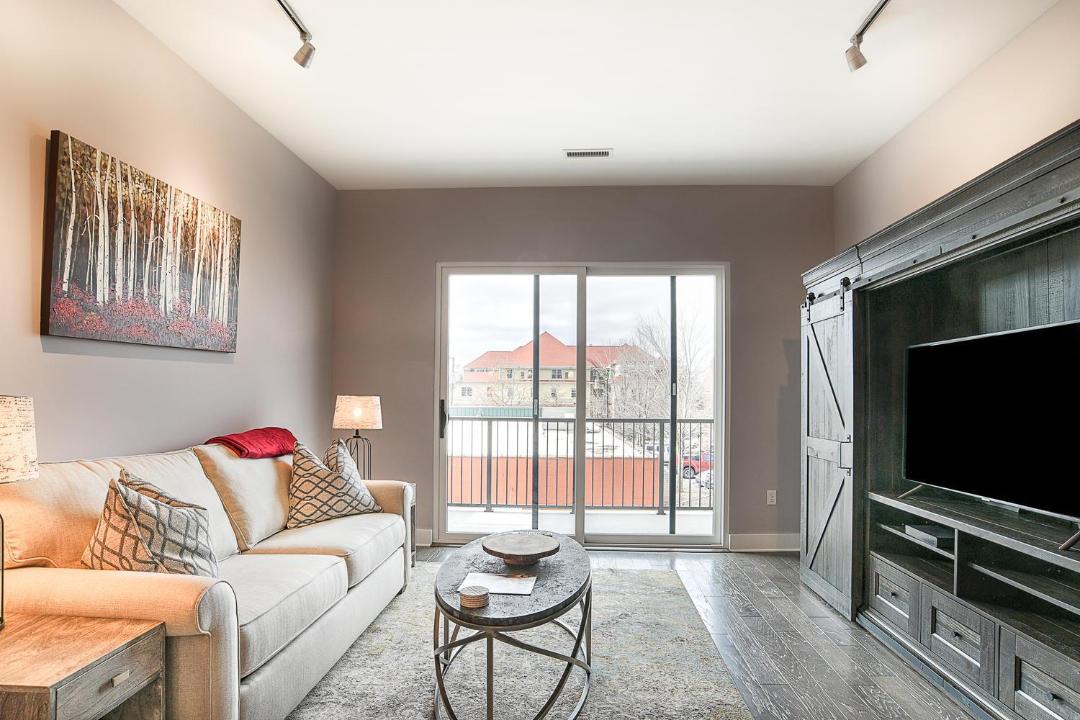 Photo of Livingroom in Asheville