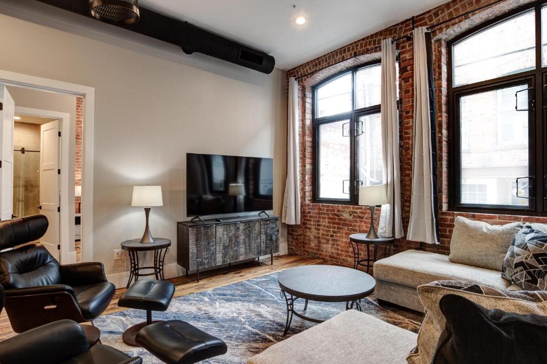 Photo of Livingroom in Downtown Asheville