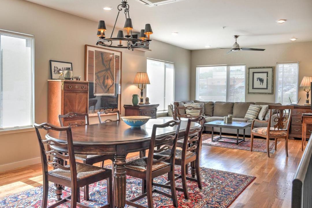 Photo of Livingroom in Asheville