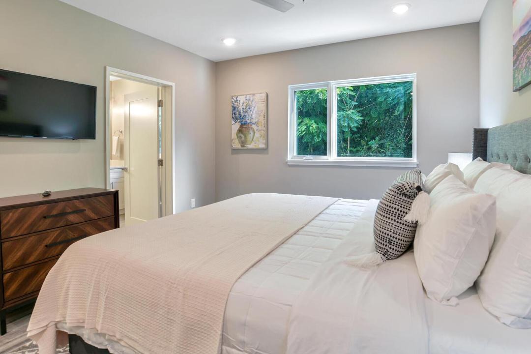 Photo of Bedroom in Asheville