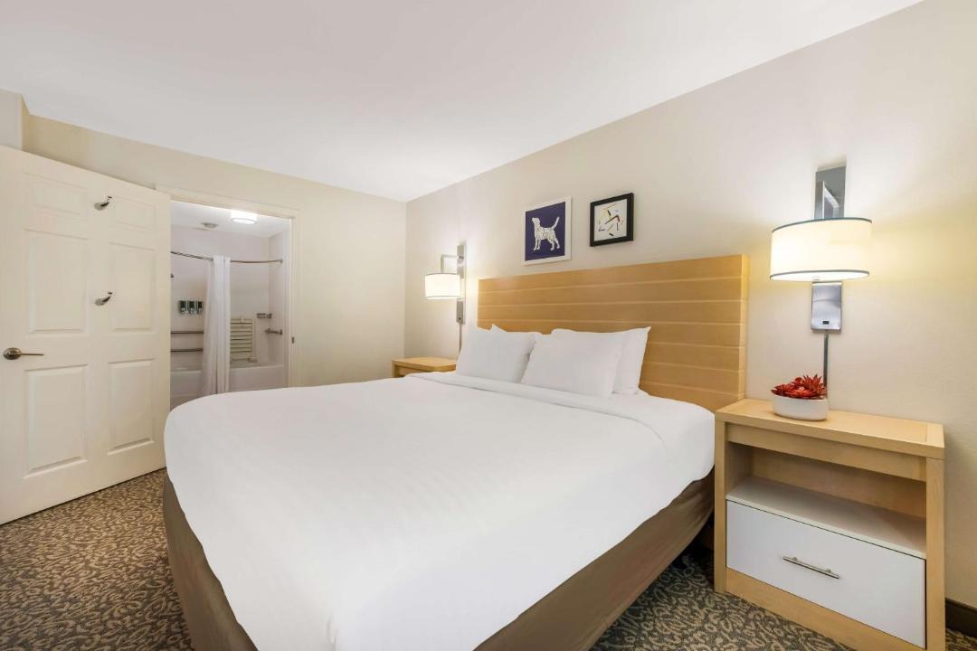 Photo of Bedroom in Arrowood