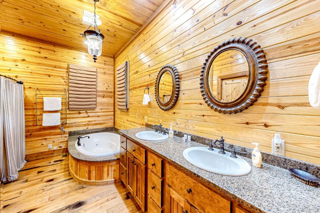 Photo of Bathroom in Tuckasegee