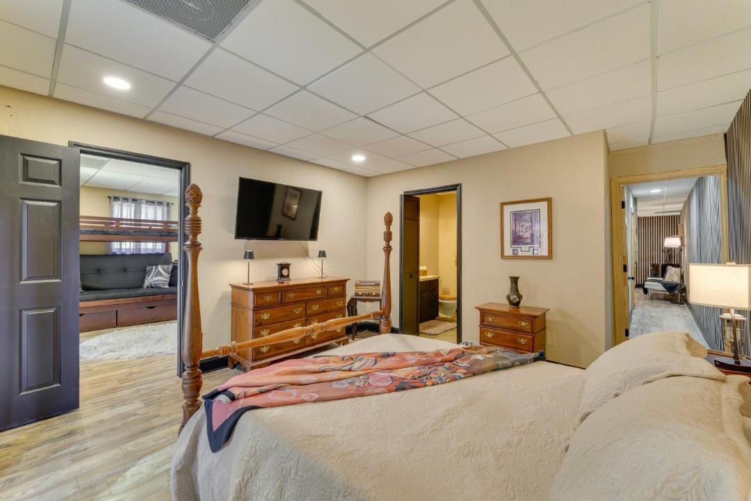 Photo of Bedroom in Hickory
