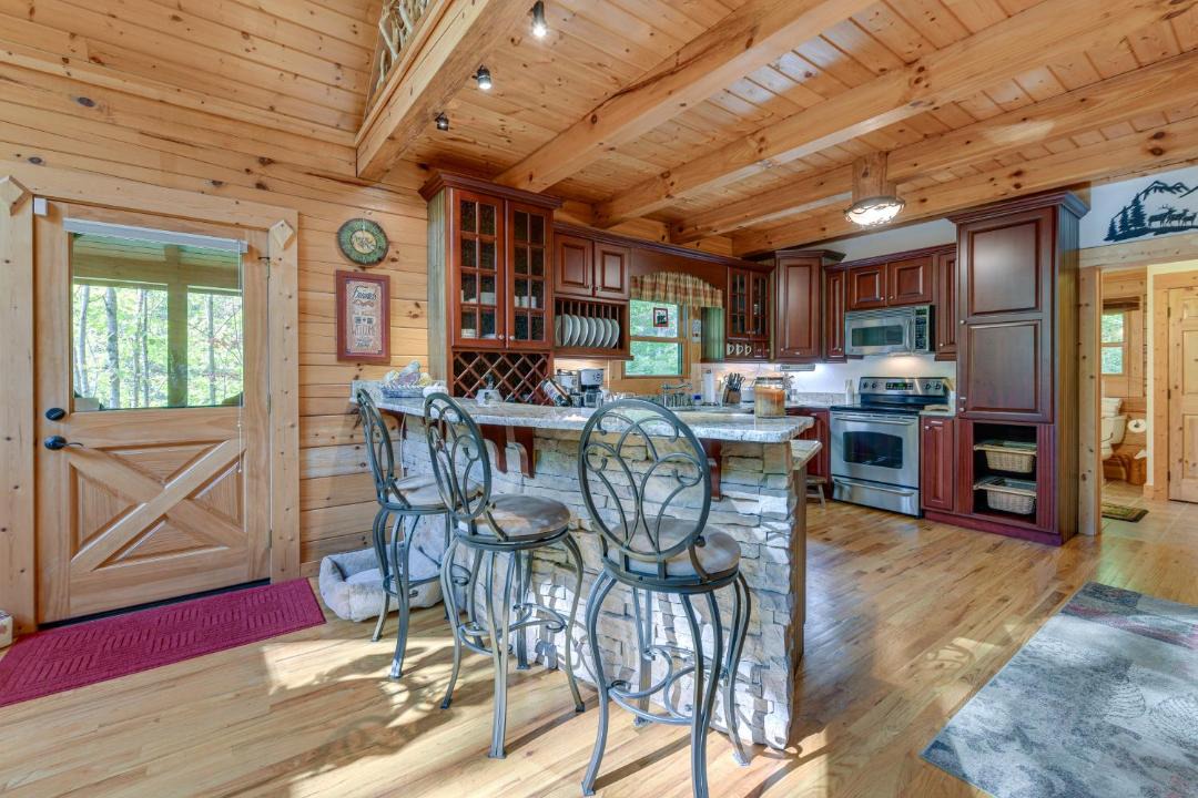 Photo of Livingroom in Cataloochee Ranch