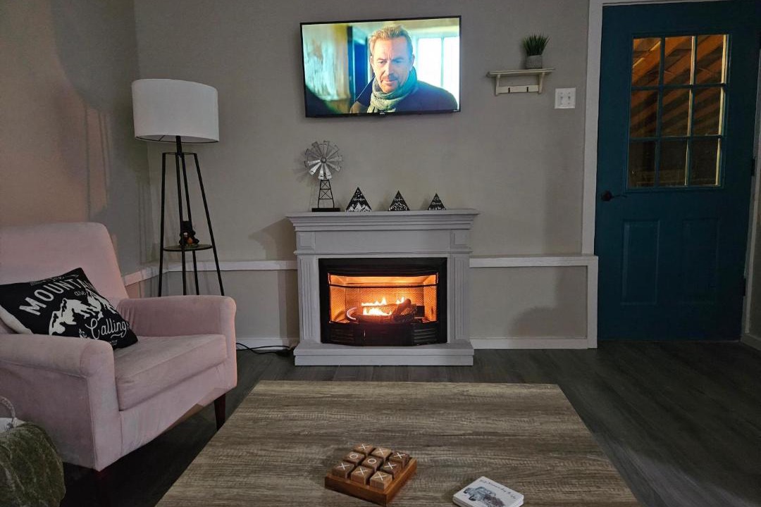 Photo of Livingroom in Spruce Pine