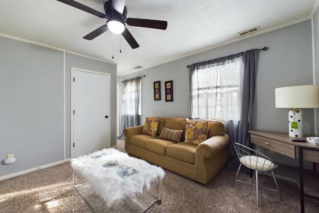 Photo of Livingroom in Pine Forest