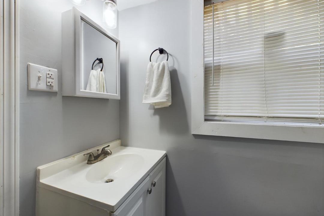 Photo of Bathroom in Pine Forest