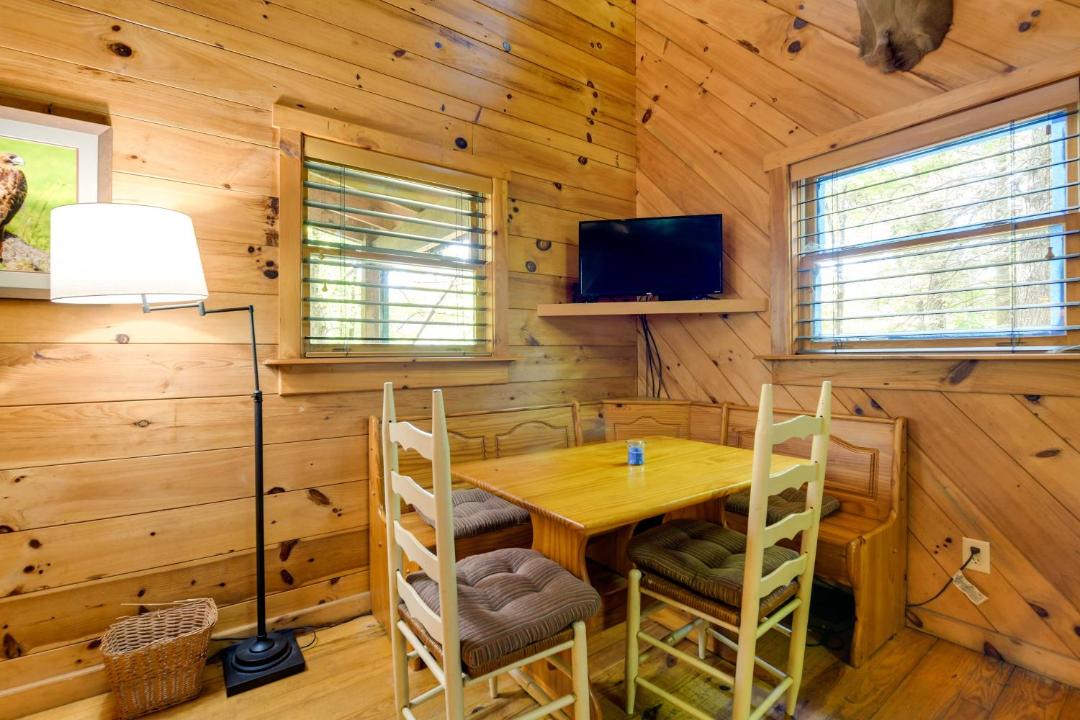 Photo of Livingroom in Asheville