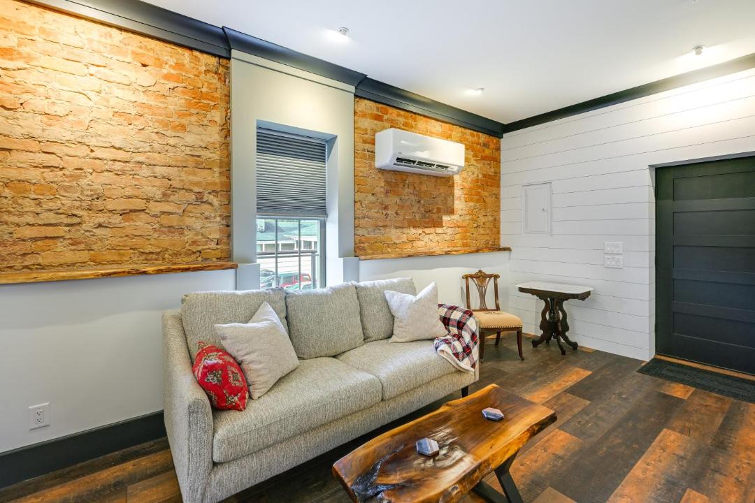 Photo of Livingroom in Franklin