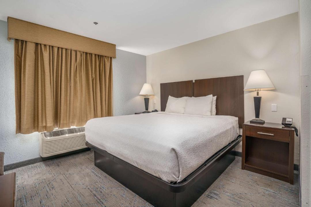 Photo of Bedroom in Cedar Point