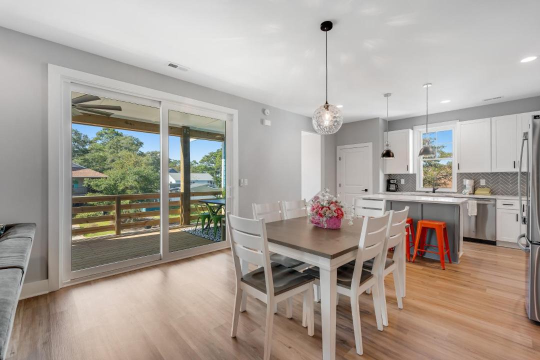 Photo of Livingroom in Tranquil Harbour