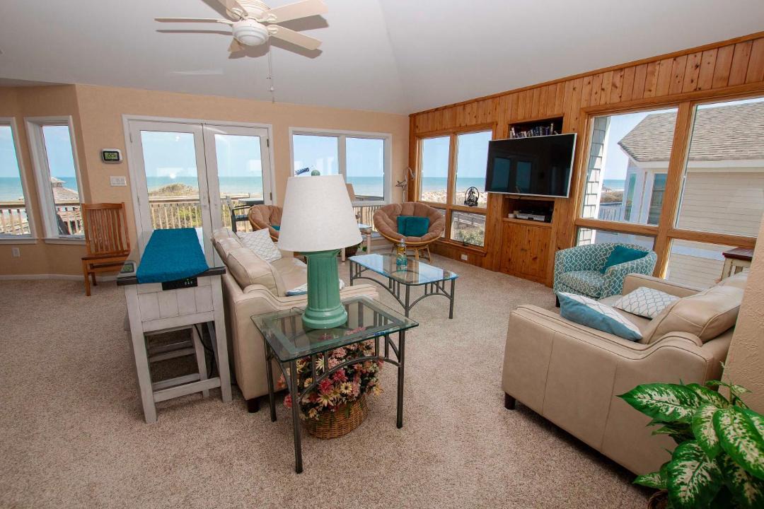 Photo of Livingroom in Corolla Light