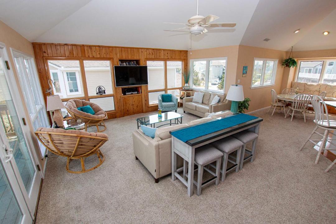 Photo of Livingroom in Corolla Light