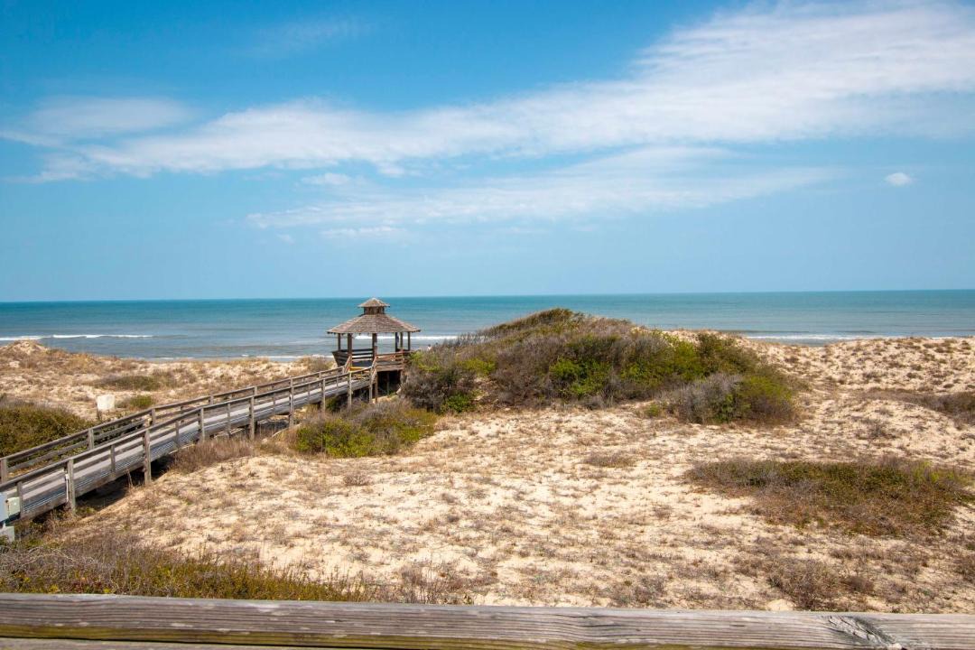 Photo of Outdoor in Corolla Light