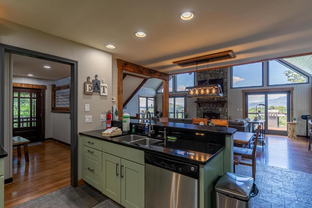 Photo of Kitchen in Apple Ridge