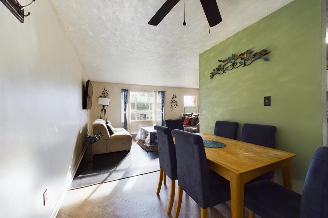 Photo of Livingroom in Pine Forest