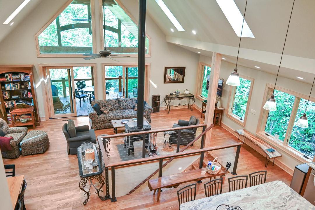 Photo of Livingroom in Weaverville