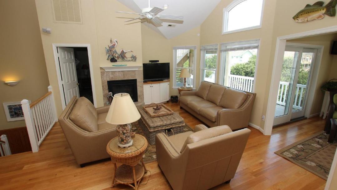 Photo of Livingroom in Corolla Light