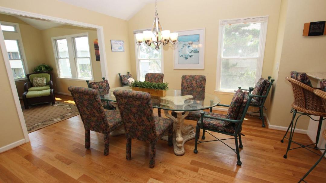 Photo of Livingroom in Corolla Light