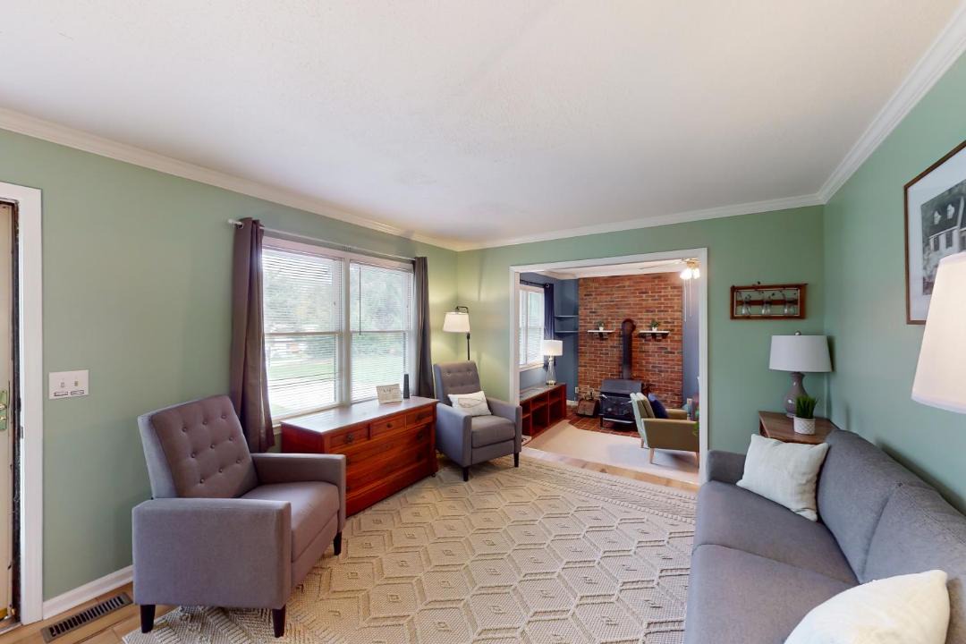 Photo of Livingroom in Mills River
