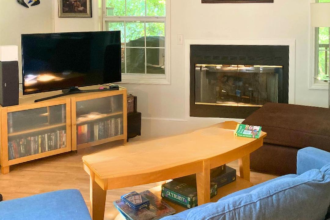 Photo of Livingroom in Mill Spring