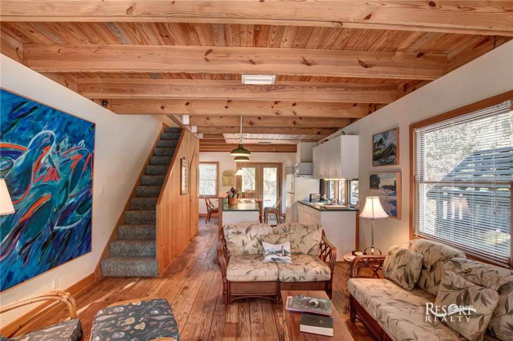 Photo of Livingroom in Ocean Hill