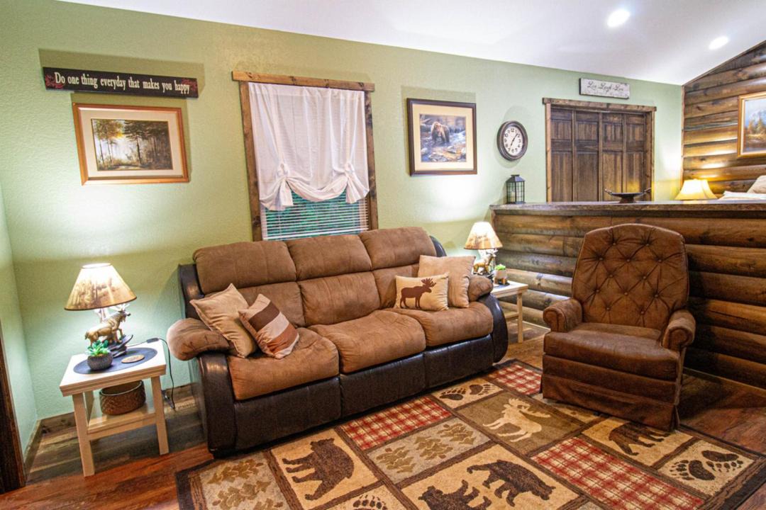 Photo of Livingroom in Robbinsville