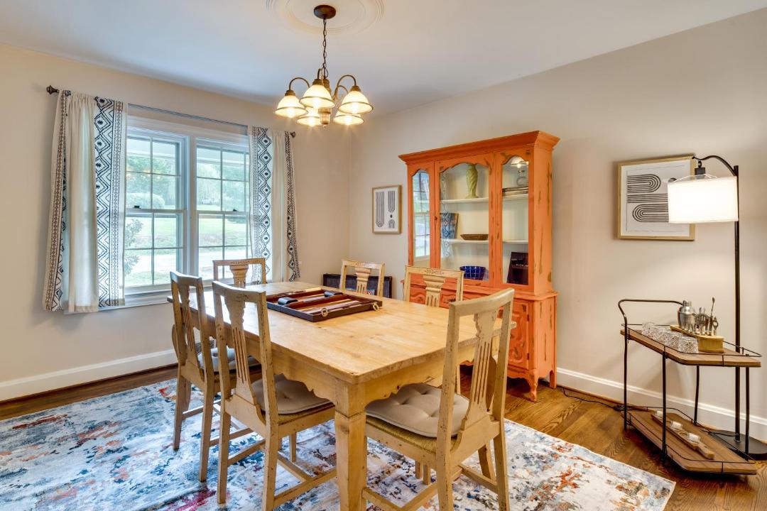 Photo of Livingroom in Druid Hills