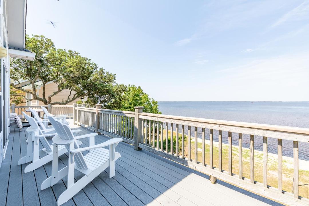 Photo of Patio Balcony in Monteray Shores