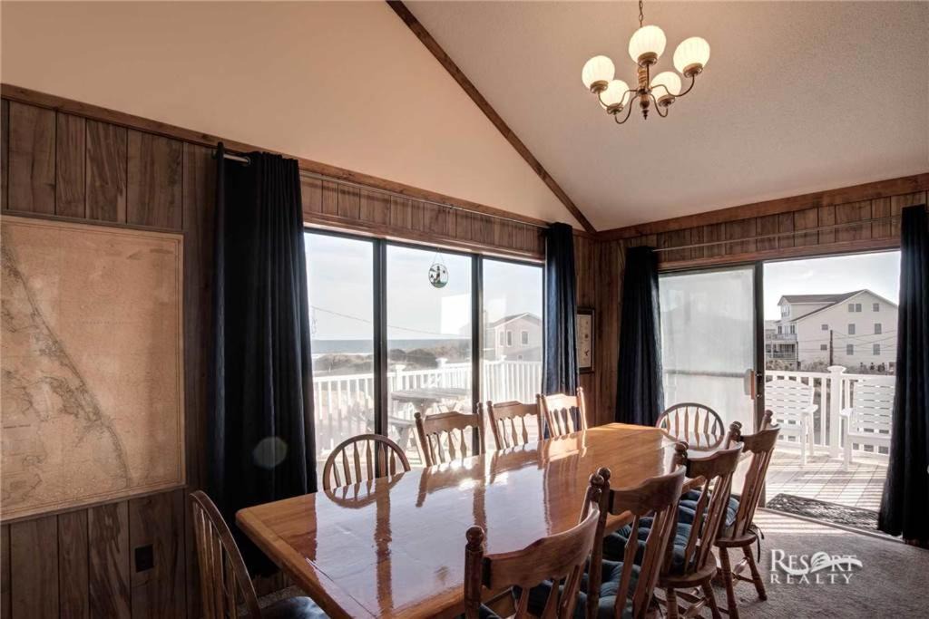 Photo of Livingroom in South Nags Head